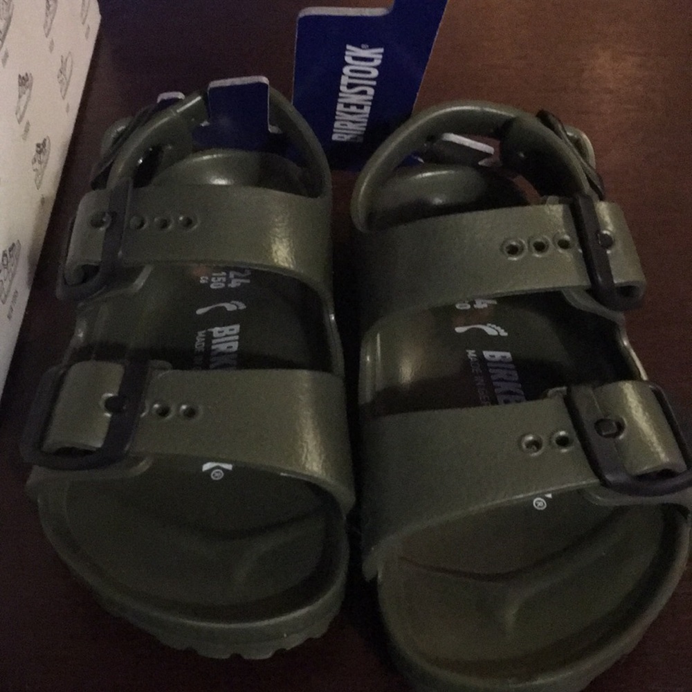 NIB Kids Milano Eva Birkenstock size 24